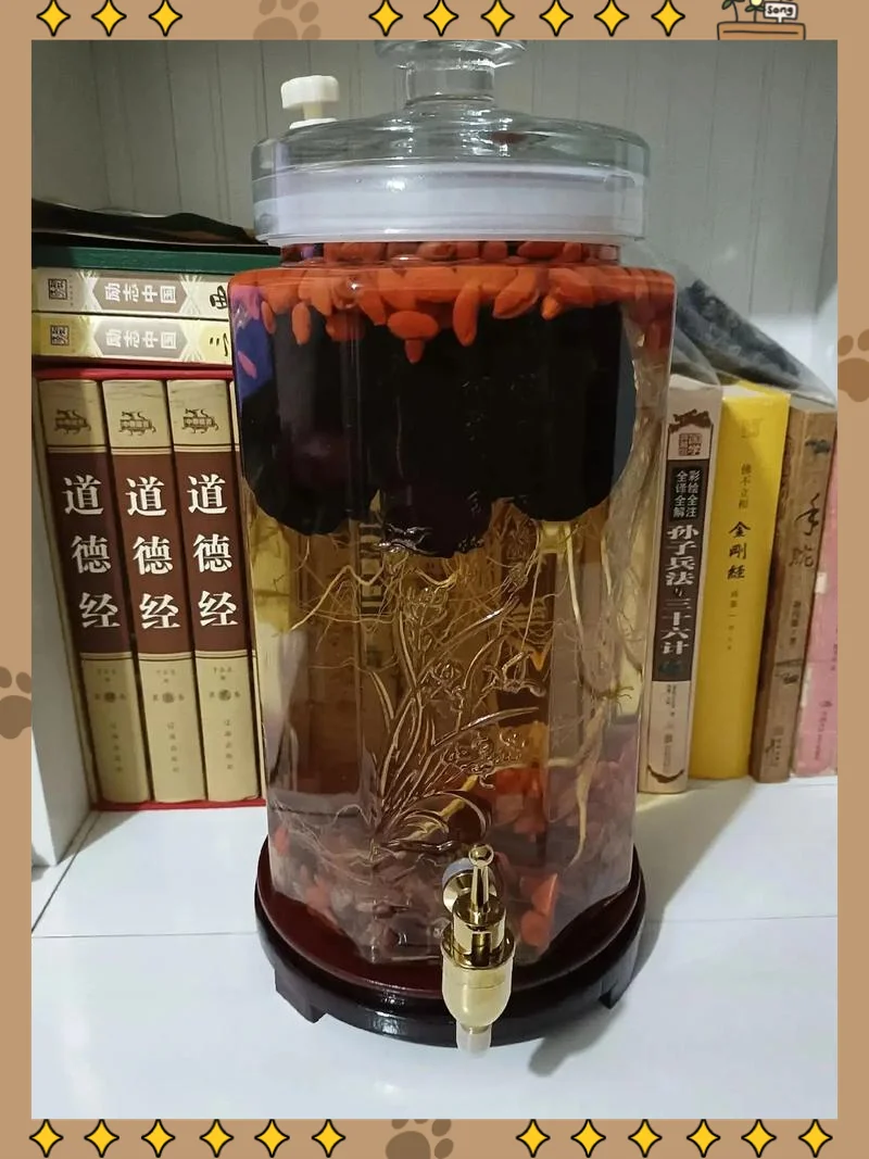 家庭自制鹿茸人参泡酒的详细展示，包括玻璃罐、鹿茸切片、人参和辅料_1