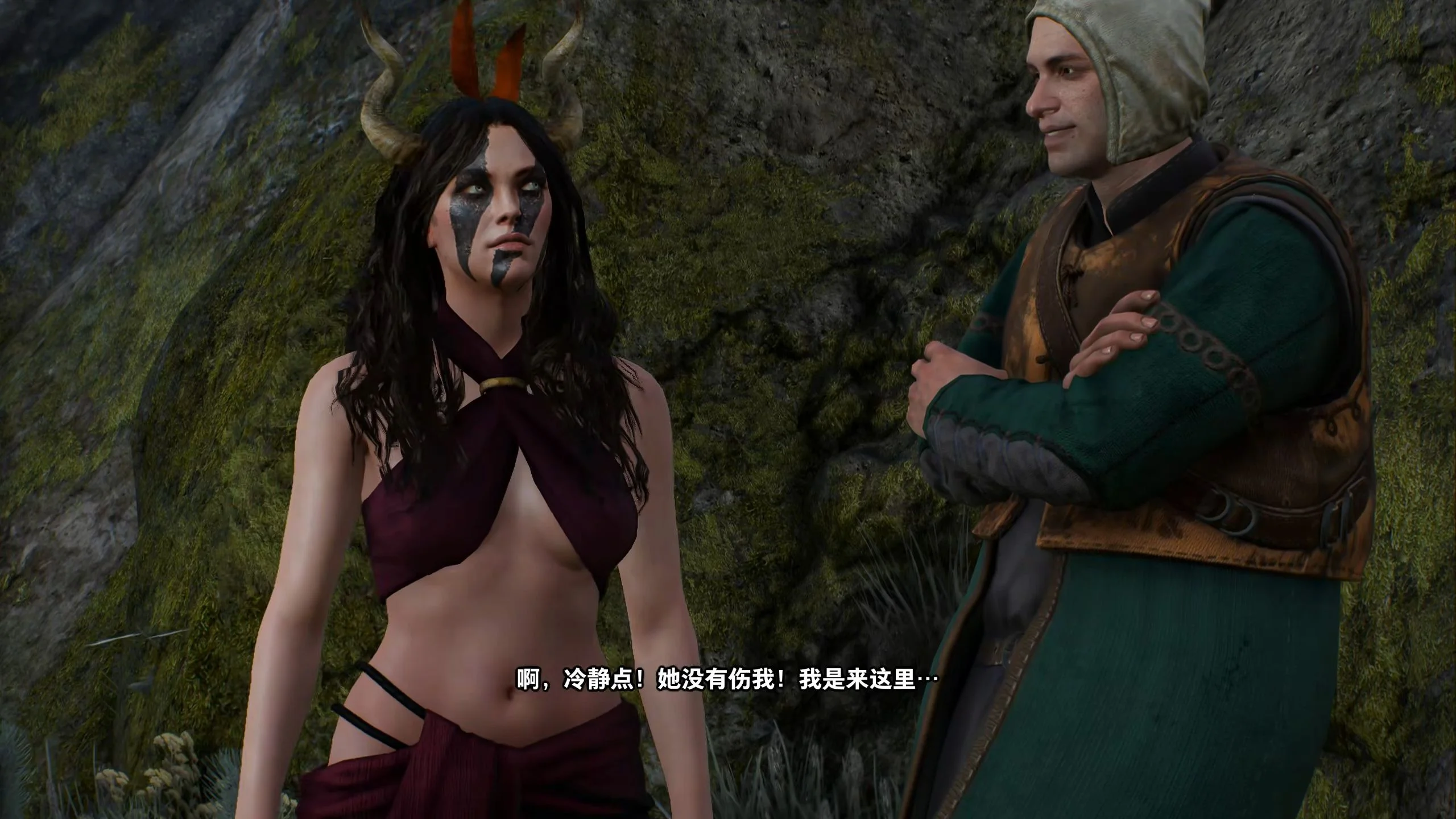 酿酒师在操作家用酿酒机进行酿造工作_1