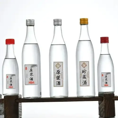 蜂蜜酿酒原料与计算笔记：展示蜂蜜、酵母、发酵罐和出酒率计算公式_1