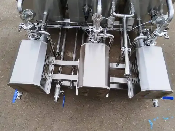 小型啤酒机设备价格对比与选购指导，酿酒师讲解不同价位设备特点_1