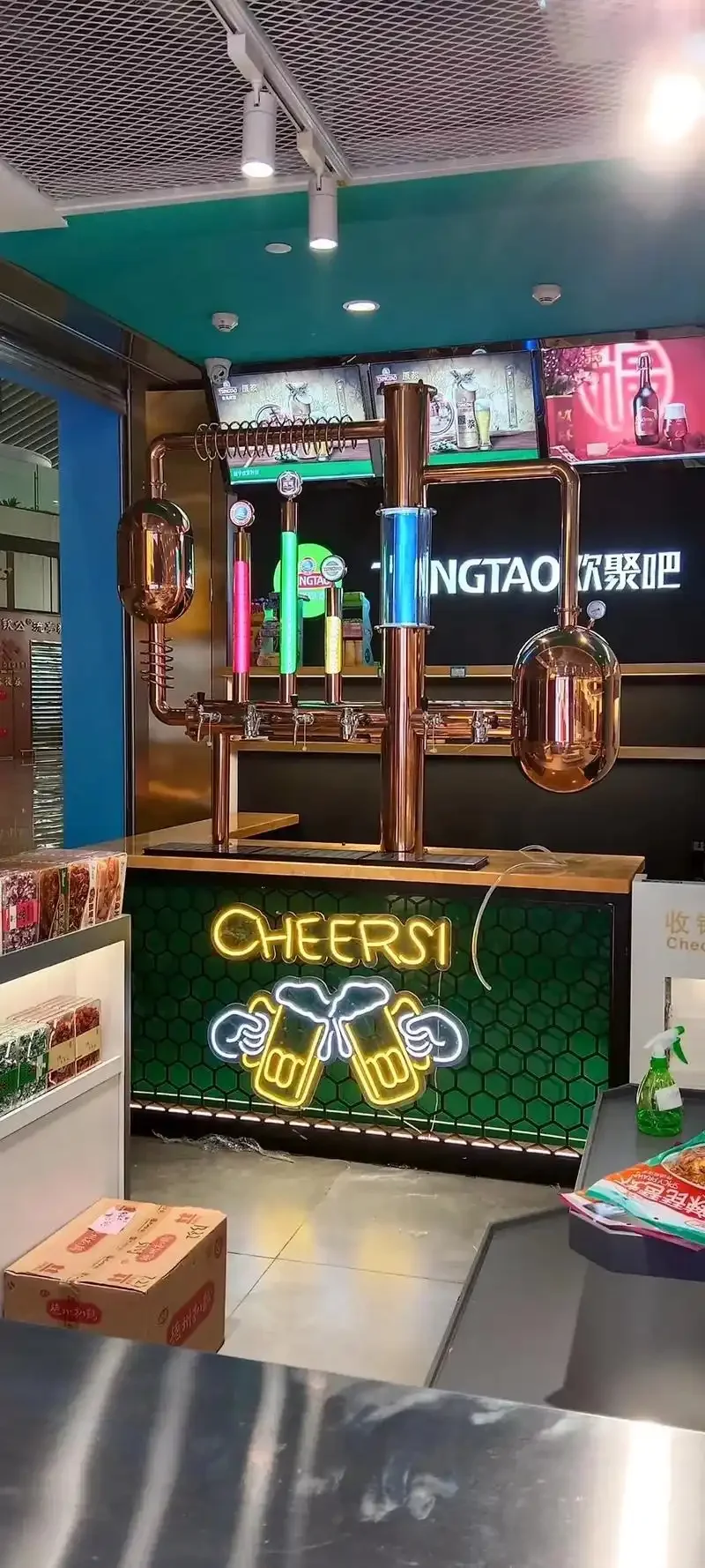 家酿、进阶与小型商用三档啤酒酿造设备实物对比俯拍图_1