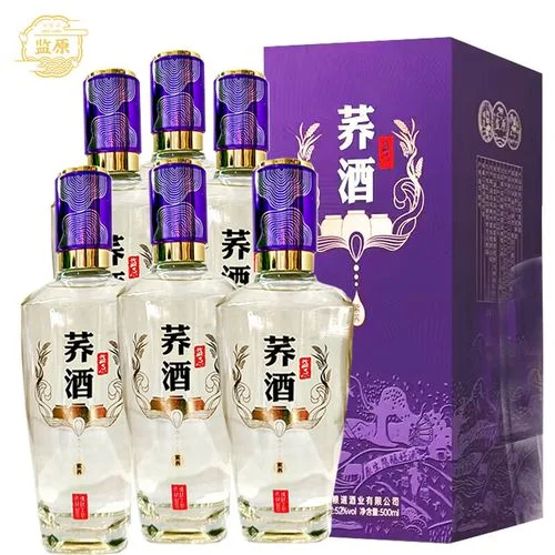 监粮苦荞酒与自酿苦荞酒原料工具对比图，展示市售产品与家庭酿造的不同视角。_1