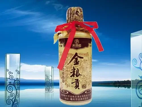 金粮酱香型白酒酿造核心：高温大曲与红缨子糯高粱的特写_1